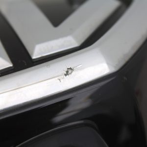 MG HS Front Bumper Grill Badge 10021172 Genuine - Image 3