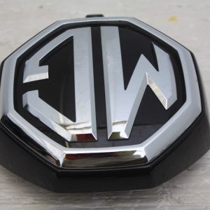 MG HS Front Bumper Grill Badge 10021172 Genuine - Image 5