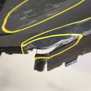 MG ZS Facelift Front Bumper 2021 ON P11010248 Genuine *DAMAGED* - Image 11