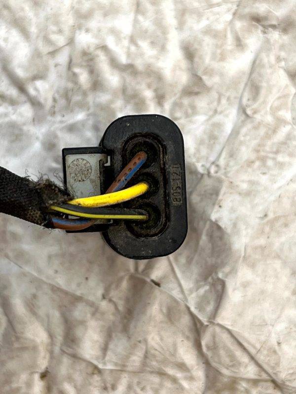Mercedes A B C E CLA GLA PDC Parking Sensor Plug Connector A0225452426 Genuine 178436178769 6
