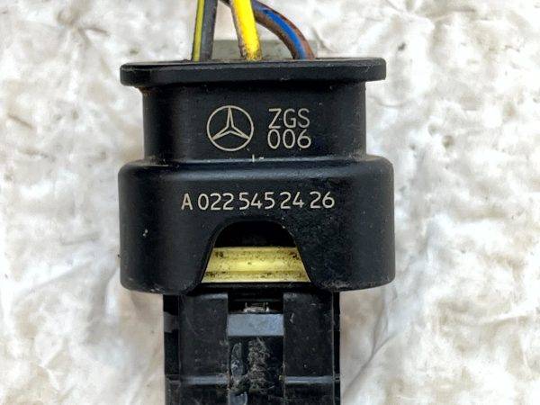 Mercedes A B C E CLA GLA PDC Parking Sensor Plug Connector A0225452426 Genuine 178436178769 8