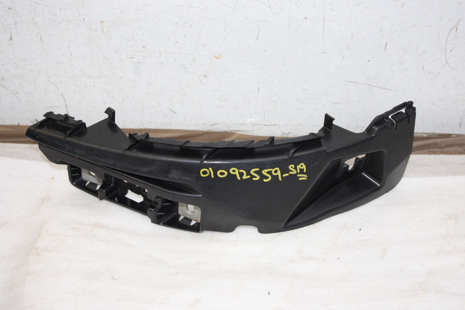 Mercedes C Class C205 Rear Bumper Right Bracket 2015 TO 2018 A2058852265 Genuine
