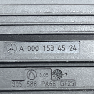 Mercedes C Class W204 PDC Parking Sensor Loom Plug Connector A0001534524 Genuine - Image 9