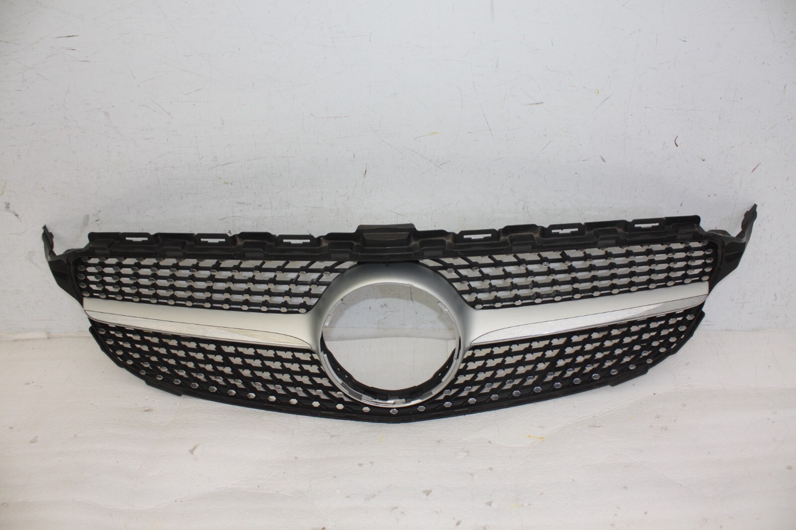 Mercedes C Class W205 AMG Front Bumper Grill 2014 TO 2018 A2058804383 Genuine