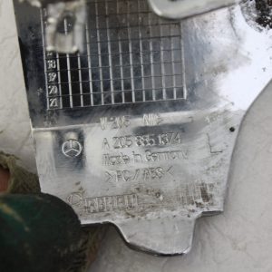 Mercedes C Class W205 AMG Front Bumper Left Chrome A2058851374 *DAMAGED* - Image 14