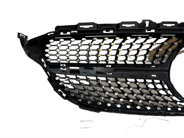 Mercedes C Class W205 AMG Front Radiator Grill 2018 TO 2022 A2058800407 Genuine 178509988189 2