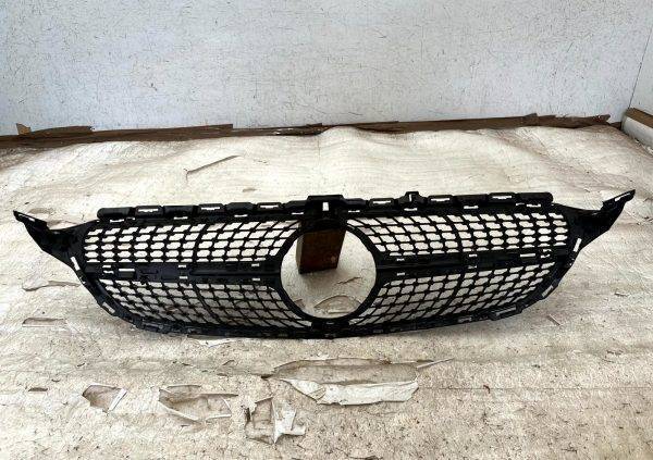 Mercedes C Class W205 AMG Front Radiator Grill 2018 TO 2022 A2058800407 Genuine 178509988189 7