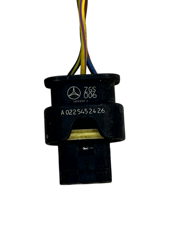 Mercedes C-Class W205 PDC Sensor Wiring Loom Plug Connector A0225452426 Genuine 1 Mercedes C Class W205 PDC Sensor Wiring Loom Plug Connector A0225452426 Genuine 178427604179 2