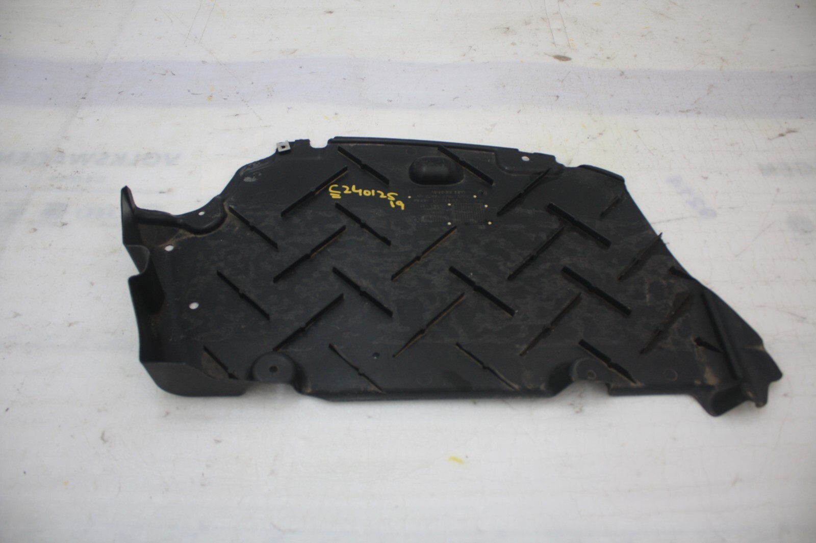 Mercedes C Class W205 Rear End Floor Under Cover A2056908800 Genuine