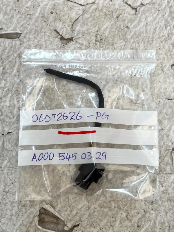 Mercedes C E S Class PDC Sensor Wire Harness Plug Connector A0005450329 Genuine 7 Mercedes C E S Class PDC Sensor Wire Harness Plug Connector A0005450329 Genuine 178447832269 8