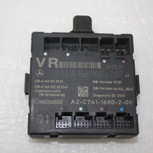 Mercedes CLA C117 Front Right Door Control Module 2013-2019 A1669004302 Genuine - Image 1