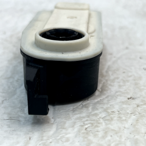 Mercedes CLA C118 X118 W177 HVAC Air Intake Actuator Motor 5878R1000 Genuine - Image 6