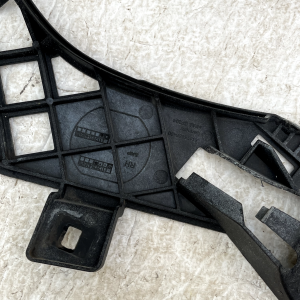 Mercedes CLA W117 Front Bumper Right Bracket 2013 TO 2016 A1178856400 Genuine - Image 10