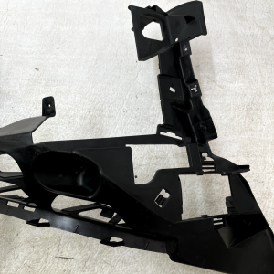 Mercedes CLS C257 AMG GT Front Bumper Right Bracket A2578854001 Genuine - Image 4
