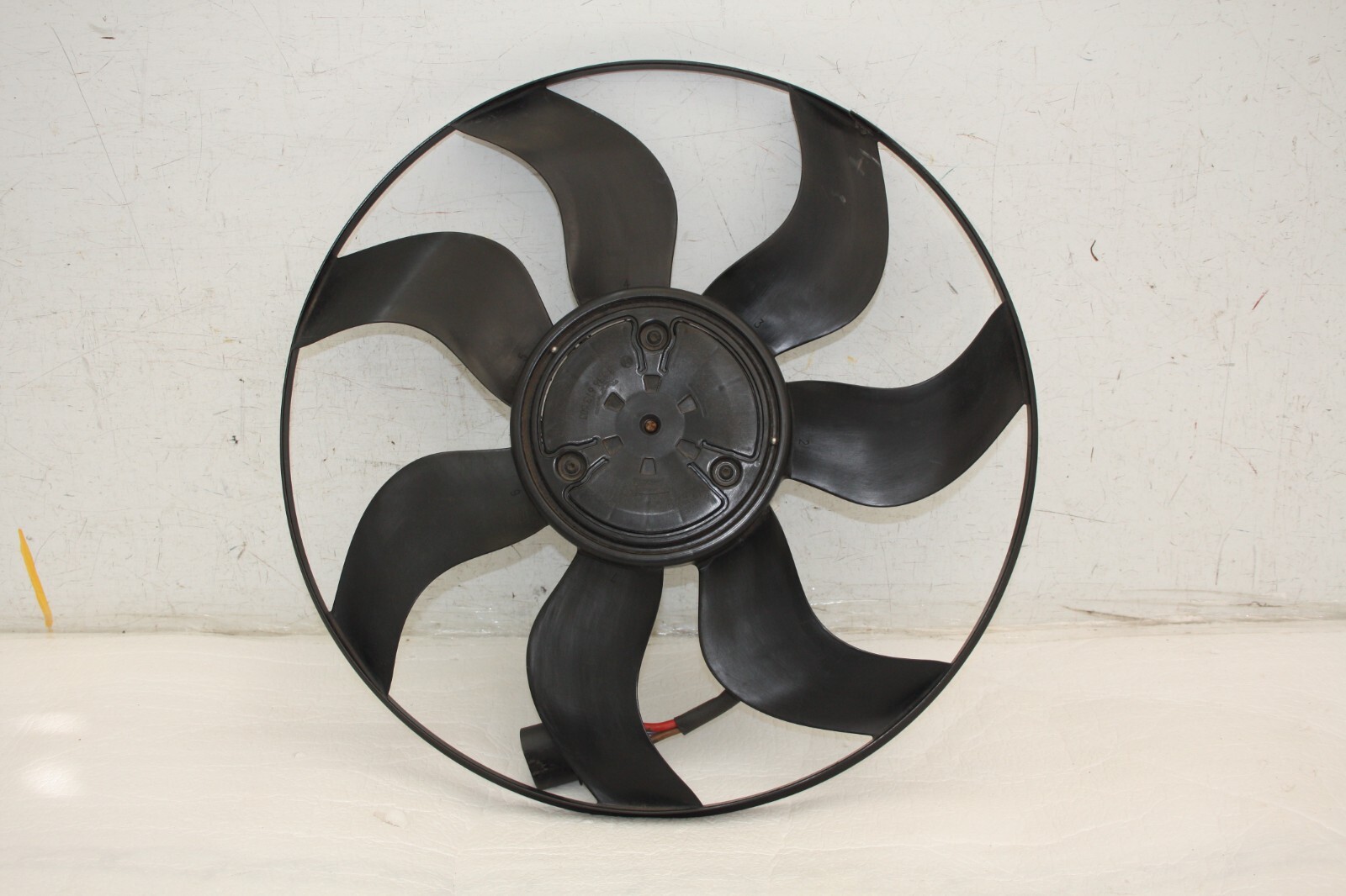 Mercedes GLC X253 Cooling Fan 3137232033 Genuine *DAMAGED*