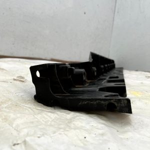 Mercedes GLC X253 Right Side Skirt Mount Bracket 2015 TO 2022 A2536900239 - Image 5