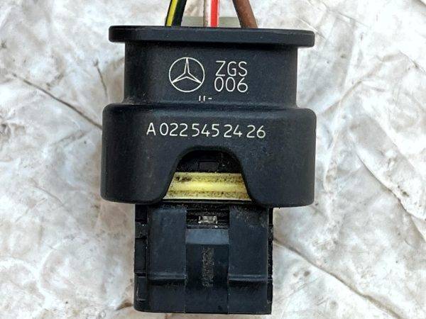 Mercedes GLE W166 PDC Parking Sensor Loom Plug Connector A0225452426 Genuine 7 Mercedes GLE W166 PDC Parking Sensor Loom Plug Connector A0225452426 Genuine 178430991869 8