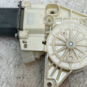 Mercedes M Class W166 Front Right Window Regulator Motor 2012-2015 A1669060301 - Image 8