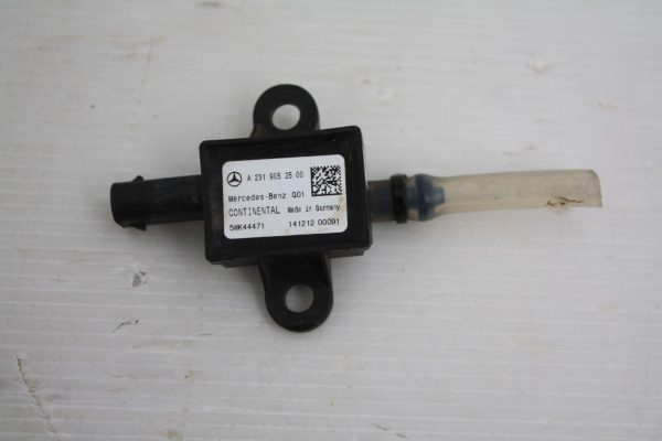Mercedes-SL-R231-Front-Bumper-Pressure-Crash-Sensor-A2319052500-Genuine-178293813859