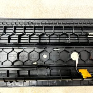 Mercedes V Class Rear Right Door Entrance Step Trim 15 TO 20 A4476802606 Genuine - Image 12