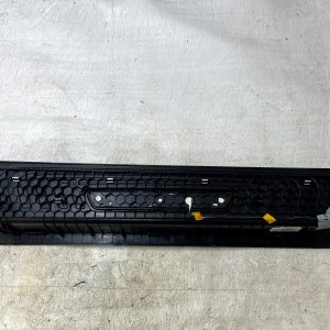 Mercedes V Class Rear Right Door Entrance Step Trim 15 TO 20 A4476802606 Genuine - Image 8