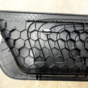 Mercedes V Class Rear Right Door Entrance Step Trim 15 TO 20 A4476802606 Genuine - Image 10