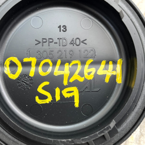 Mercedes W164 W176 W204 W212 Headlight Dust Cover Cap 1305219122 Genuine - Image 12