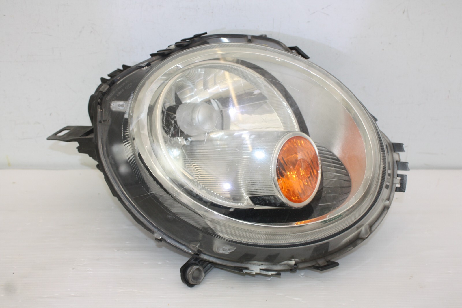 Mini Cooper R56 R57 Right Side Headlight 2006 to 2014 HBPO-162704-01  *SEE PICS*