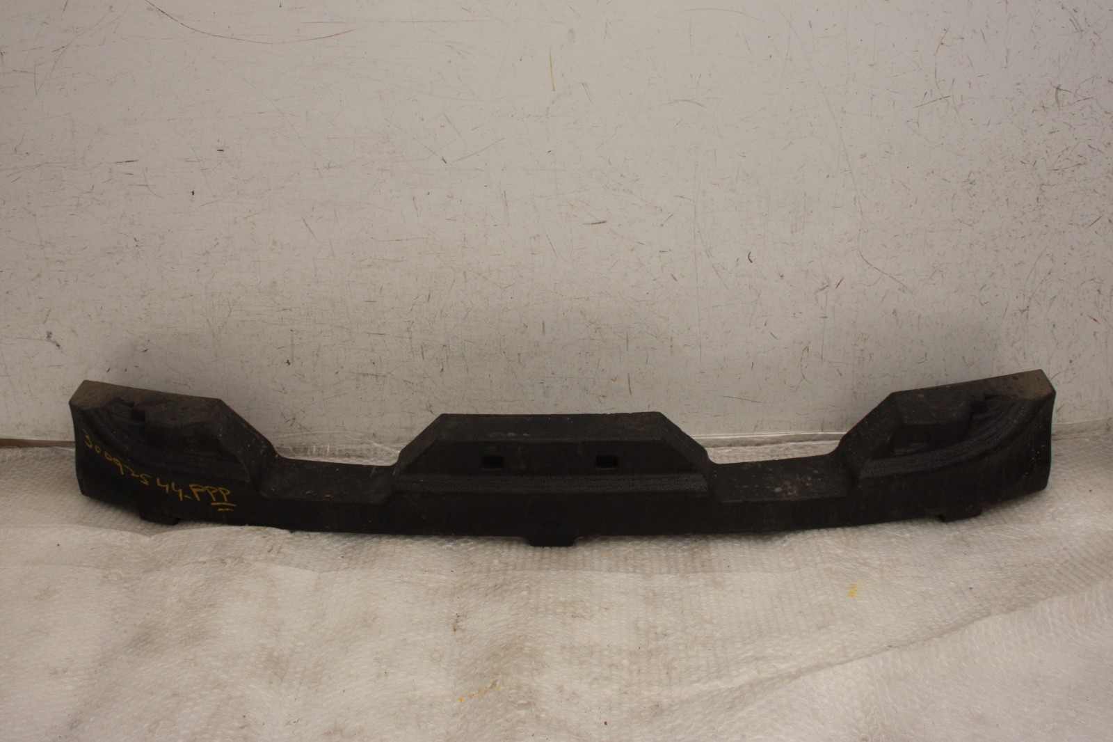 Nissan Leaf Rear Bumper Impact Absorber Foam 2018 TO 2024 85090-5SH0A Genuine