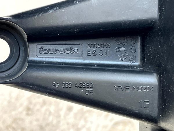 Peugeot 3008 MK1 Rear Bumper Left Mount Bracket 2009 TO 2014 9683342880 Genuine 10 Peugeot 3008 MK1 Rear Bumper Left Mount Bracket 2009 TO 2014 9683342880 Genuine 178560614289 11