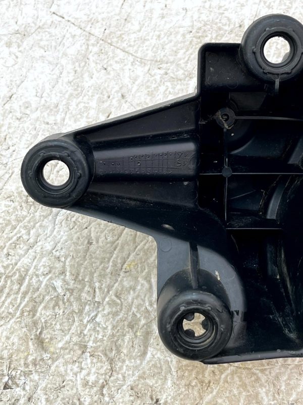 Peugeot 3008 MK1 Rear Bumper Left Mount Bracket 2009 TO 2014 9683342880 Genuine 7 Peugeot 3008 MK1 Rear Bumper Left Mount Bracket 2009 TO 2014 9683342880 Genuine 178560614289 8