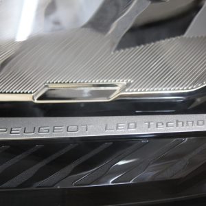 Peugeot 308 Left Side LED Headlight 2022 ON 9849116680 Genuine *DAMAGED* - Image 3