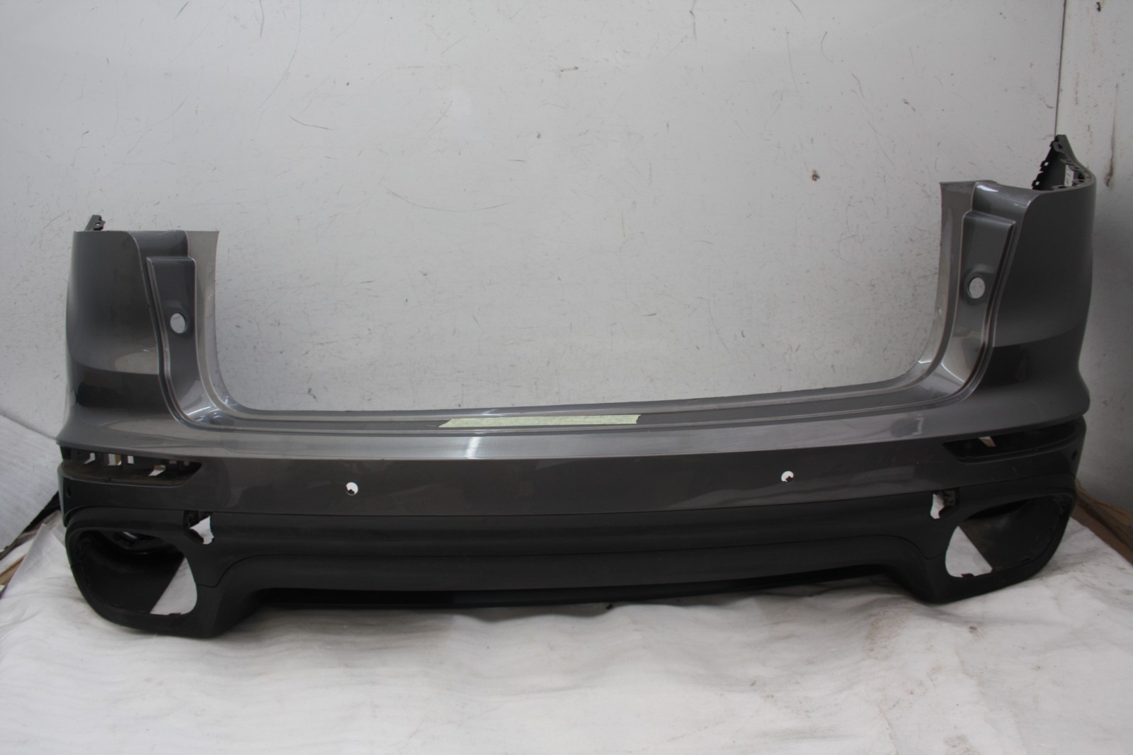 Porsche Cayenne Turbo Rear Bumper 2014 TO 2018 7P5807421B Genuine *DAMAGED*