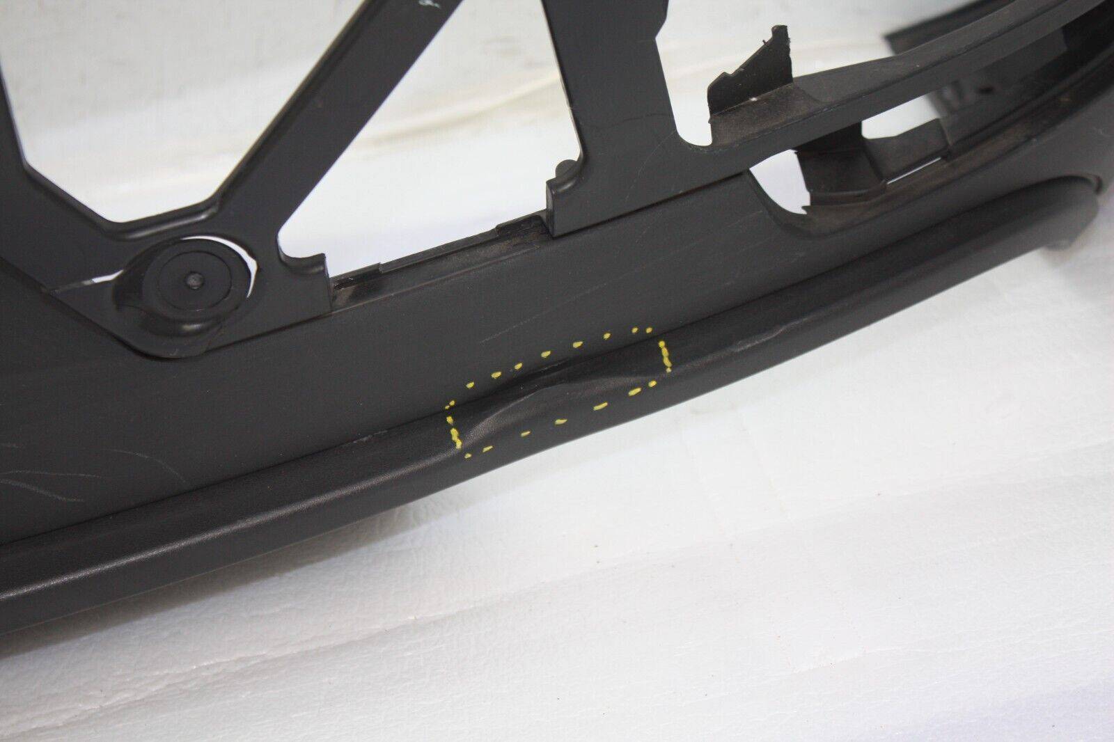 Porsche-Macan-Rear-Bumper-Lower-Section-2014-TO-18-95B807834L-Genuine-DAMAGED-176645361749-3