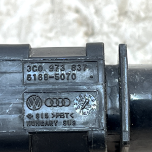 Porsche Taycan Wiring Loom Plug Connector 3C0973837 Genuine - Image 9