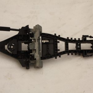 Range Rover Evoque Front Right Outer Door Handle BJ32203A28CC Genuine - Image 3