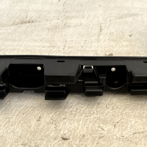 Range Rover Evoque L551 Rear Bumper Mount Bracket 2019 ON K8D2-17E855-A Genuine - Image 5