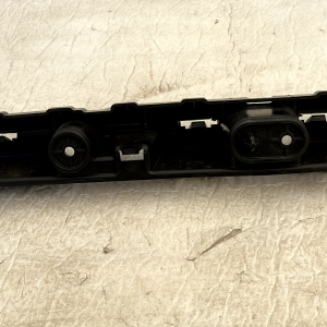 Range Rover Evoque L551 Rear Bumper Mount Bracket 2019 ON K8D2-17E855-A Genuine - Image 9