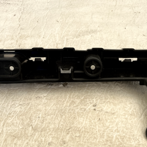 Range Rover Evoque L551 Rear Bumper Mount Bracket 2019 ON K8D2-17E855-A Genuine - Image 10