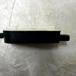 Range Rover Evoque L551 Shutter Grill Actuator Motor 5877R1007A Genuine - Image 4