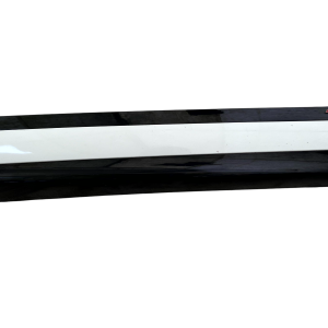 Range Rover Evoque R Dynamic Front Right Lower Door Moulding 19 ON K8D2-21064-C - Image 1