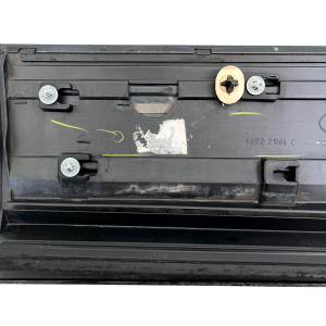 Range Rover Evoque R Dynamic Front Right Lower Door Moulding 19 ON K8D2-21064-C - Image 9