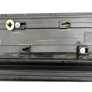 Range Rover Evoque R Dynamic Front Right Lower Door Moulding 19 ON K8D2-21064-C - Image 10