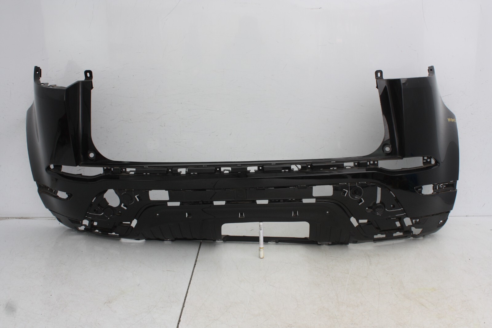 Range Rover Evoque Rear Bumper 2019 ON damaged