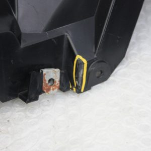 Range Rover Evoque Rear Bumper Right Bracket 2019 ON M8D2-17B930-A *DAMAGED* - Image 7