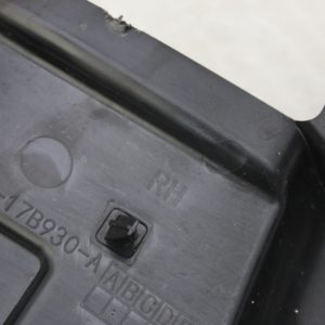 Range Rover Evoque Rear Bumper Right Bracket 2019 ON M8D2-17B930-A *DAMAGED* - Image 9