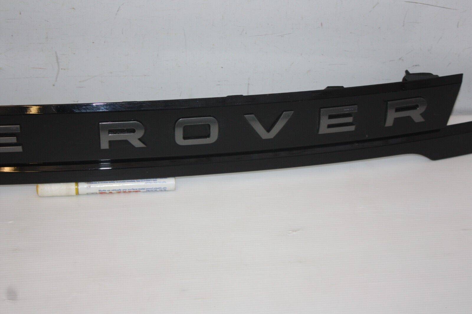 Range-Rover-Evoque-Tailgate-Trunk-Moulding-2019-ON-K8D2-402A30-A-Genuine-175491072709-4