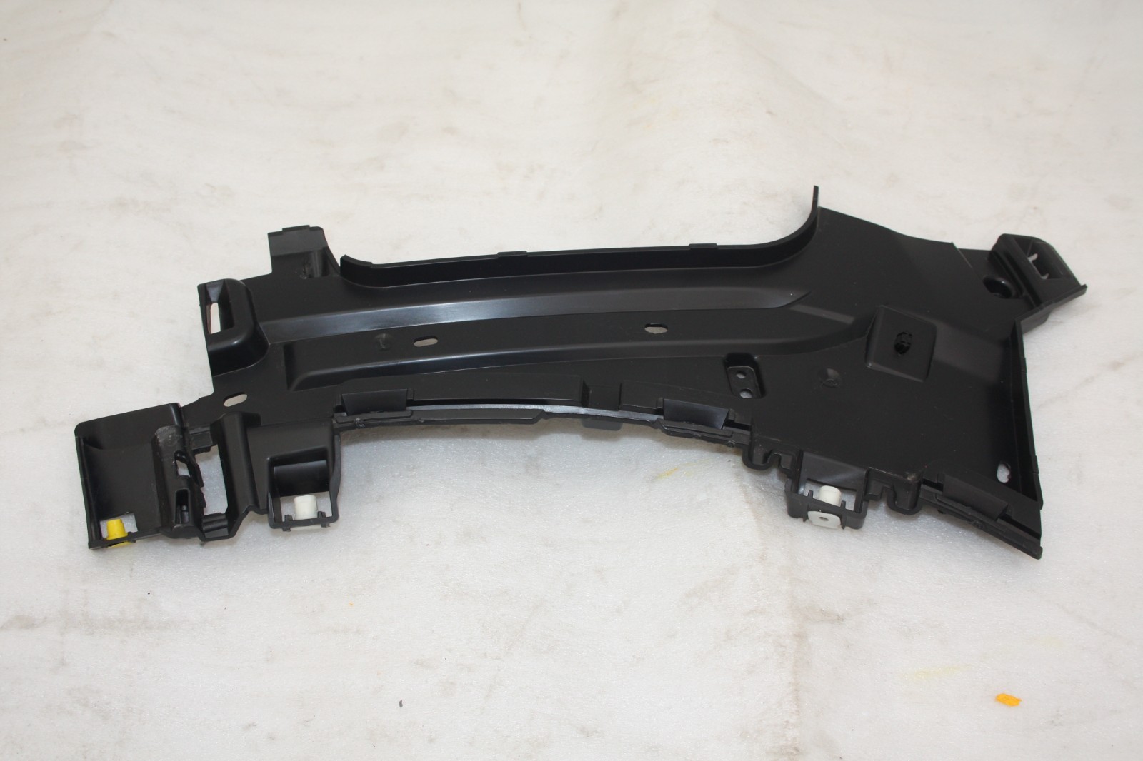 Range Rover Sport Front Bumper Left Bracket 2022 ON N9X2-16A281-A Genuine