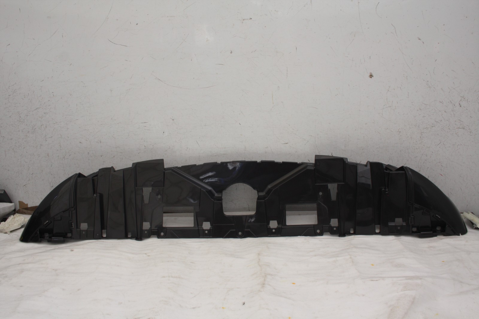 Range Rover Sport L461 Front Bumper Lower Section 2022 ON N9X2-17F775-B Genuine