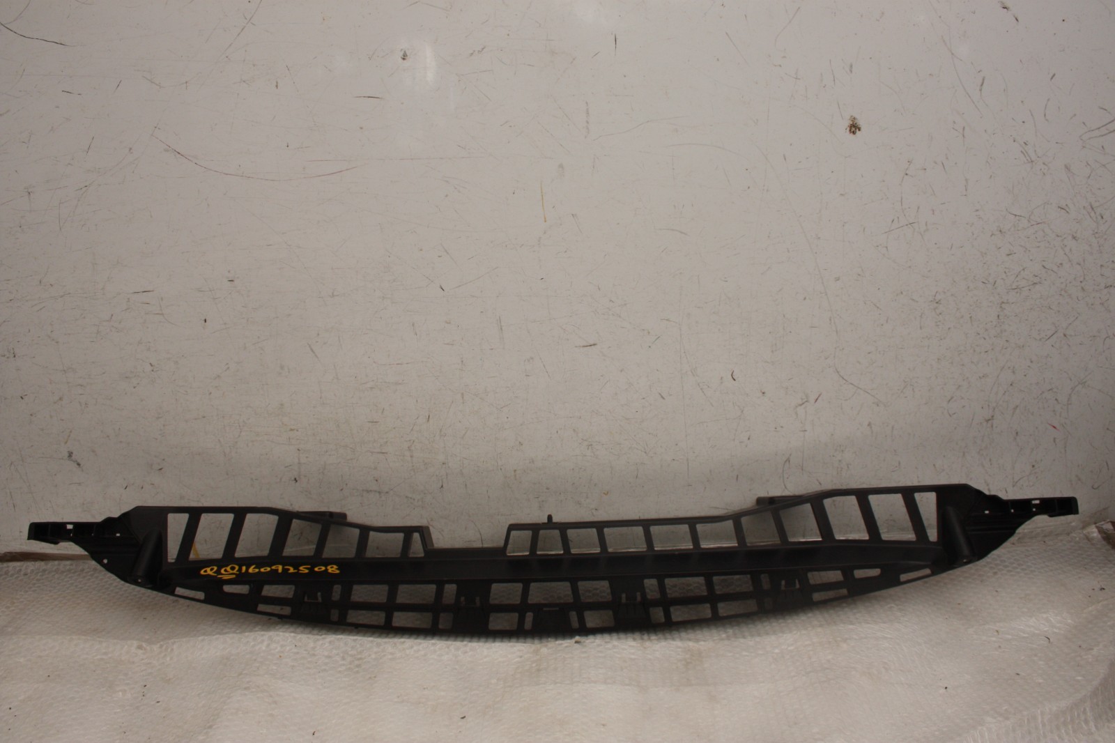 Range Rover Sport Rear Bumper Mount Bracket DK62-17B861-AA Genuine